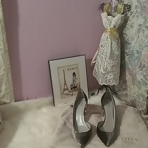 Font Firenze oro mid  cocco velvet taupe pump. Size 10 1/2.🔺FIRM🔺